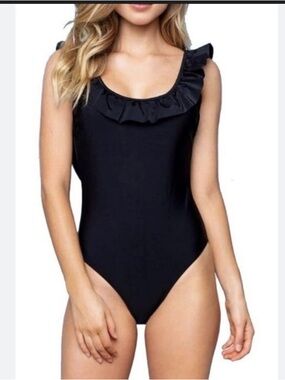 Sugar Coast Ruffled Scoop One-Piece Swimsuit - Black